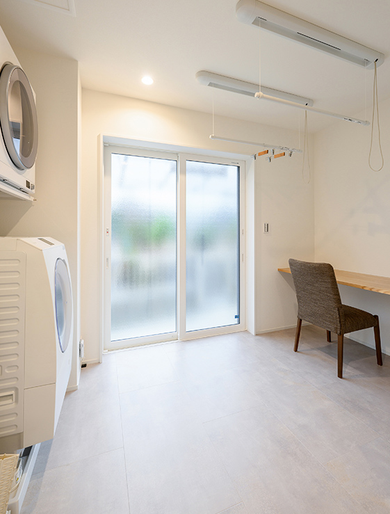 LAUNDRYROOM