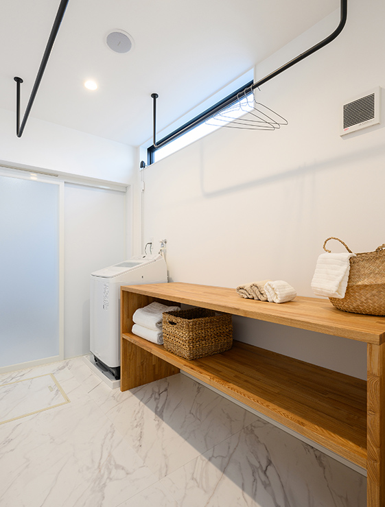 LAUNDRYROOM
